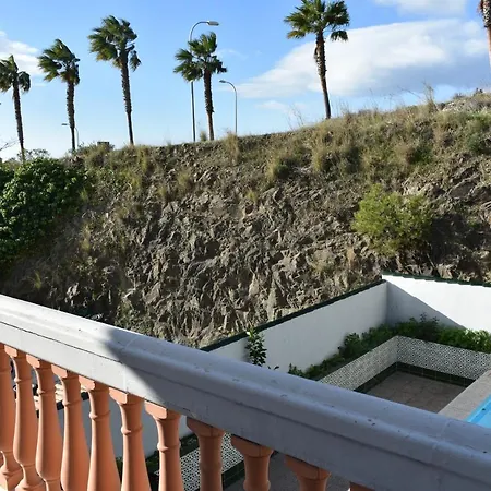 Holiday home Adosado En *